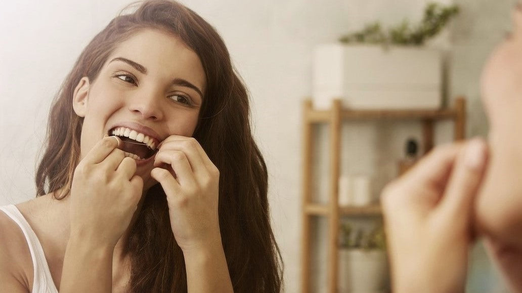 Interdental Brushes vs Floss: Which Is Better for Your Teeth?